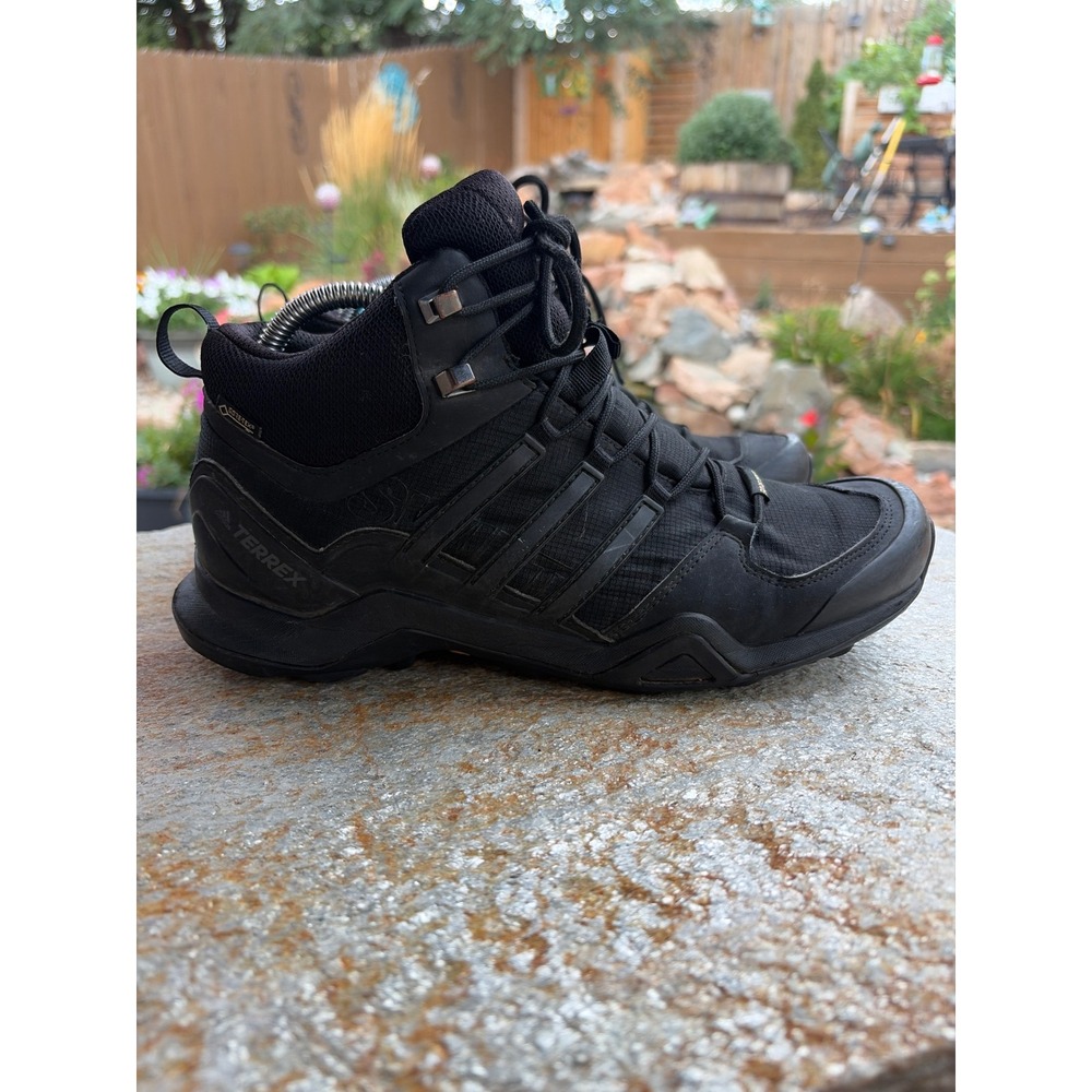 Adidas Terrex Swift R2 Mid Gore-Tex Black Hiking Boots CM7500 Mens 9.5